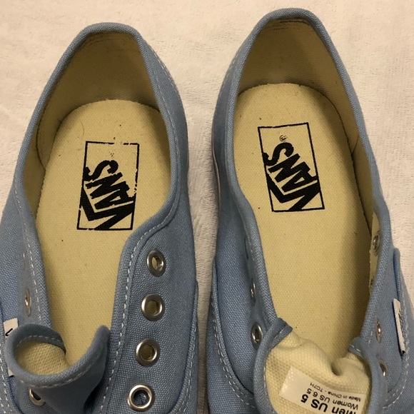 Light blue vans - Picture 6 of 8